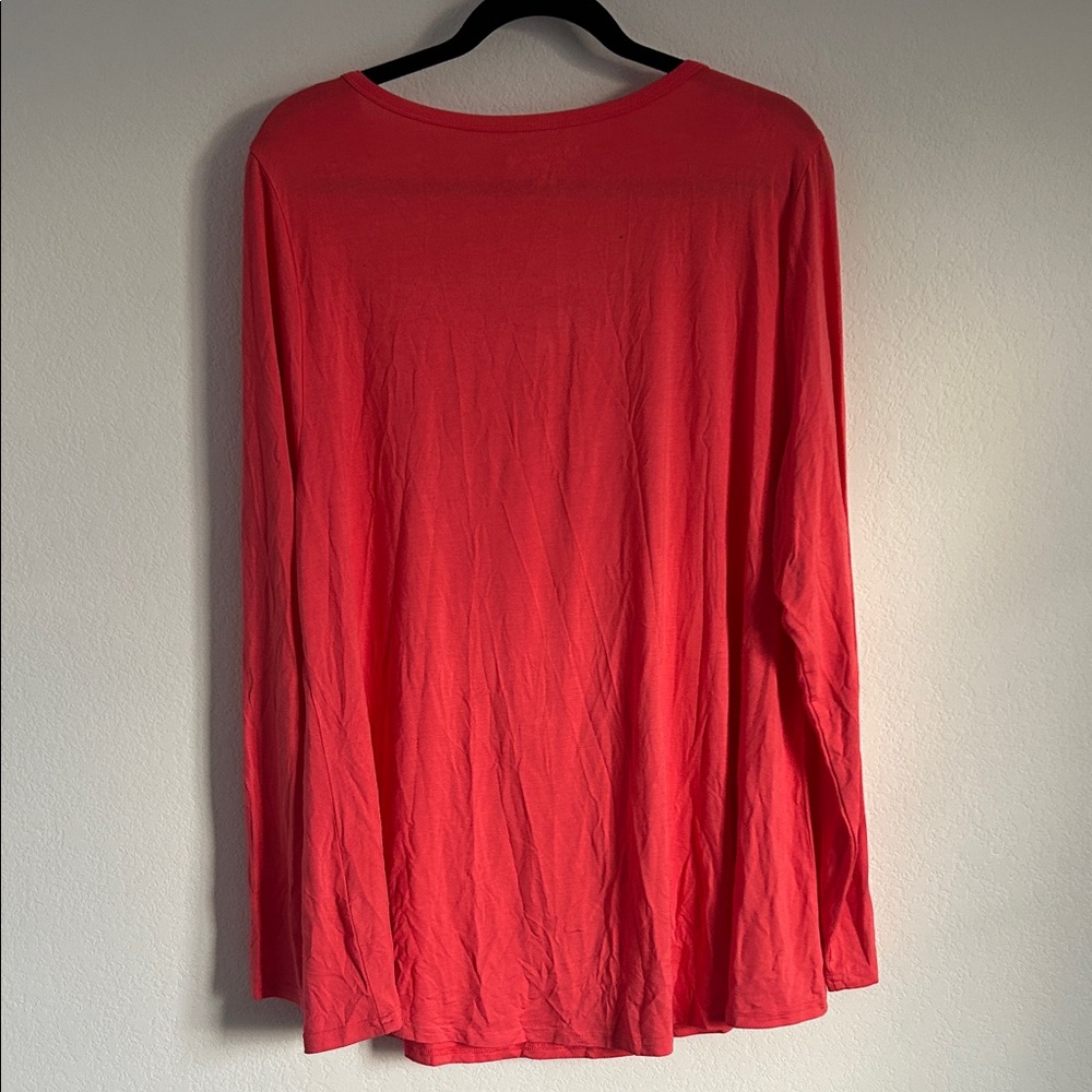Soft Surroundings Tunic Top Coral Stretchy Long-Sleeved Shirt w Floral Front 2X - Picture 2 of 10